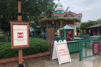 PHOTO REPORT: Disney Springs 5/25/20 (Stormy Day Crowds, New Vera Bradley Face Masks, Rainy Outdoor Seating)