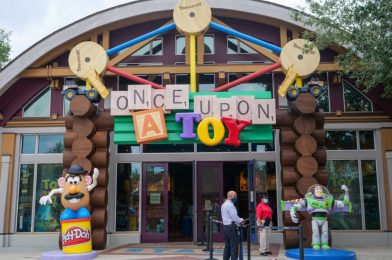 PHOTO REPORT: Disney Springs 6/3/20 (Retail and Restaurant Reopenings, New Loungefly Bag, Mask Availability, and More)