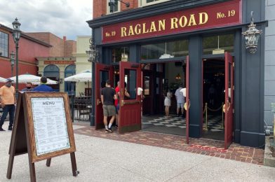 PHOTOS: Raglan Road Irish Pub and Shop for Ireland Store Reopens at Disney Springs with Unique Social Distancing Signage