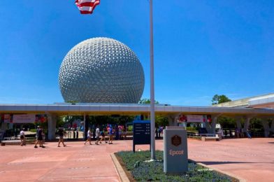 These Are the Disney Character Topiaries That You Can Still Find in EPCOT!