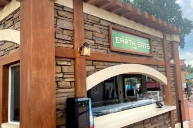 REVIEW! Earth Eats Booth in EPCOT is a Lil’ Bit Food and Wine AND a Lil’ Bit Flower and Garden!