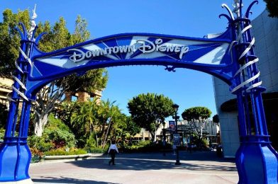 One of the Starbucks Locations in Downtown Disney Was Unexpectedly Closed Today.