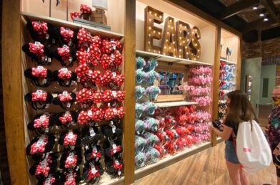 Check Out These Super Sparkly Minnie Ears We Spotted in Disney World!
