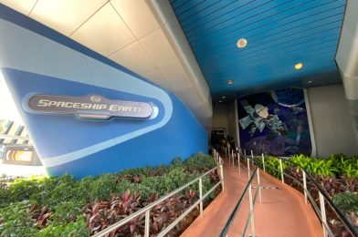 VIDEO: Guests Get “World of Warcraft” Screen After Intel Graphics Driver Update on Spaceship Earth at EPCOT