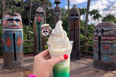 Kakamora Float Returns to Aloha Isle Refreshments at the Magic Kingdom