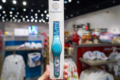 PHOTOS: New MagicBand Featuring “Pocahontas” Sidekicks Arrives at Walt Disney World