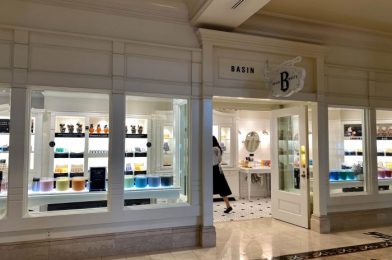 Welcome Back Basin White at Disney’s Grand Floridian Resort