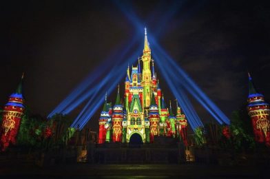 BREAKING: Cinderella Castle Holiday Dream Lights Will Not Be Hung in 2020, Rotating Projections Replace Signature Magic Kingdom Offering