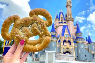 Classic Disney World Snacks You’ve Got to Try at Least ONCE!