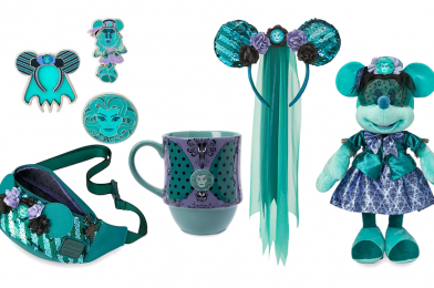 Monday Merch Meeting: Dooney & Bourke Haunted Mansion, Holidays, Keys, Masks & More!