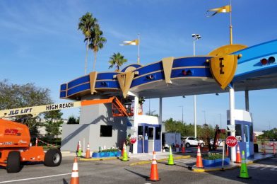 PHOTOS: Magic Kingdom 50th Anniversary Toll Plaza Repainting Continues with Royal Blue Treatment Reaching Cast Member Booths