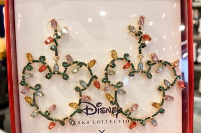 A Cute New Minnie Mouse Alex and Ani Bangle Is Now Available in Disney Springs and Online!