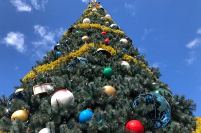 Let’s Take a Look at EPCOT’s Holiday Decorations!