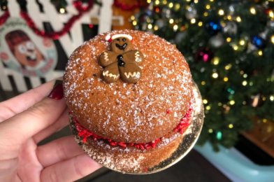 REVIEW: Gingerbread Whoopie Pie from the Holiday Tribute Store at Universal Studios Florida