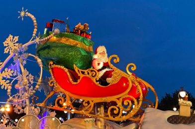 Five Reasons We Love the Christmas Character Cavalcades at Magic Kingdom