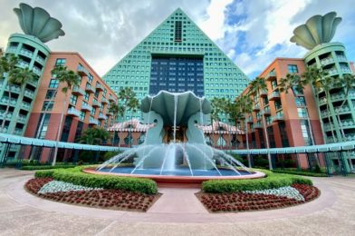 PHOTOS! Check Out the Elegant Holiday Decorations at Walt Disney World Swan and Dolphin Resort!