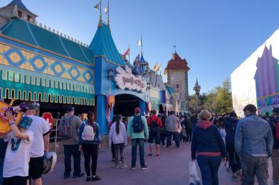 Tips and Tricks for Dealing with Extended Queues at Walt Disney World