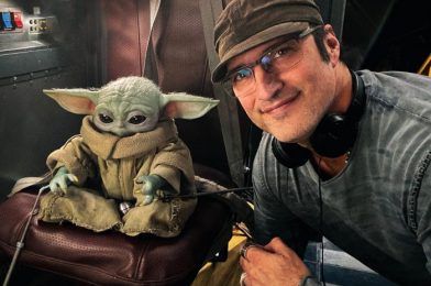 VIDEO! Baby Yoda Rocks Out in a Jam Sesh With the Director of ‘The Mandalorian’!