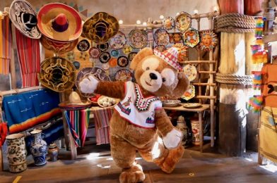 VIDEO: Meet Sombrero Duffy the Disney Bear at Tokyo DisneySea’s Saludos Amigos Greeting Dock!