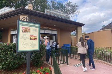 Review: LOBSTER Is Now on POUTINE at the Festival of the Arts in EPCOT!