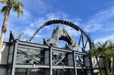 PHOTO REPORT: Universal Orlando Resort 1/15/21 (Unwrapped Raptors, Jurassic World VelociCoaster Testing, Low Crowds, and More)