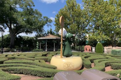 Disney in a Minute: What are Topiaries?