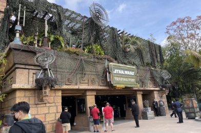 PHOTOS – Star Wars Trading Post Shop Opens In Downtown Disney’s Former Rainforest Cafe