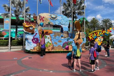 PHOTO REPORT: Universal Orlando Resort 2/10/21 (Jurassic Park Getting Refreshed, Work on the Incredible Hulk Coaster, Mardi Gras Fun, and More)