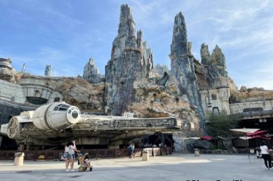 PHOTOS: We Saw an EPIC Star Wars Battle at Disney World…On A Truck?