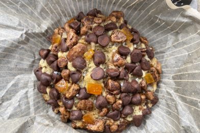 REVIEW: The New Limited Edition Orange Pecan Chocolate Chip Cookie at Gideon’s Bakehouse!