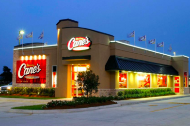 NEWS: Raising Cane’s “In Serious Talks” for Locations Near Disney World