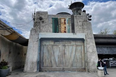 PHOTOS: Themed Tarp Now Covers Backstage Gate Used for Millennium Falcon Smugglers Run Queue in Star Wars Galaxy’s Edge at Disney’s Hollywood Studios