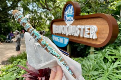 REVIEW: NEW Blue Churro with Marshmallow Icing Celebrates Our Favorite Raptor at Universal’s Islands of Adventure