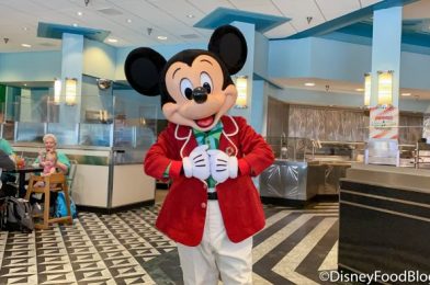 Disney World Character Dining Is Different Right Now