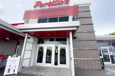 PHOTOS: Portillo’s Near Disney World Is Now Open