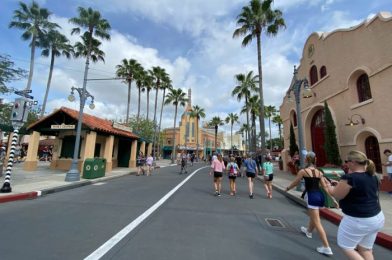 What’s New in Hollywood Studios: Self-Serve Condiments And Daisy Duck Collection!