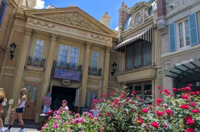 PHOTOS: Beauty and the Beast Sing-Along at EPCOT Seating Every Row, Distancing Markers Removed