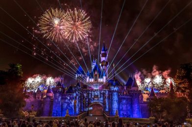 Mickey’s Mix Magic Fireworks Are Officially BACK in Disneyland!