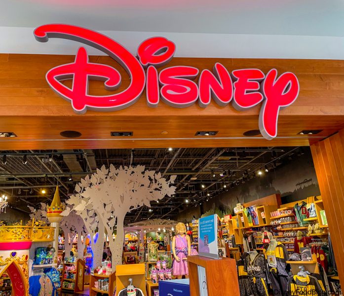 https://www.disneybymark.com/wp-content/uploads/2021/08/Disney-Store-Mall-Display-Entrance-2021-2-697x600-2.jpg