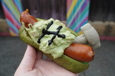 REVIEW: ‘Frankenstein Dog’ is a Frightfully Delicious Halloween Snack at Universal Studios Japan