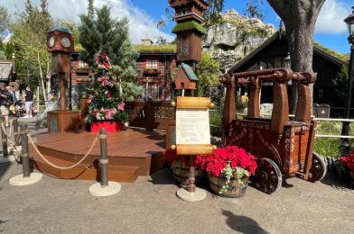 PHOTOS: Decorations Appear for 2021 Candlelight Processional and EPCOT International Festival of the Holidays