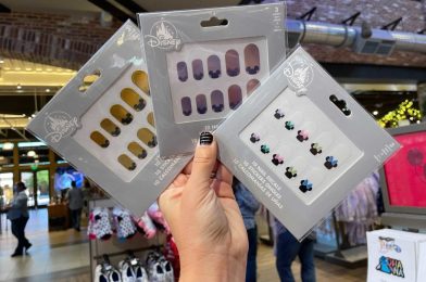 PHOTOS: New Mickey and Minnie Nail Decals at Walt Disney World