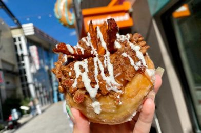 REVIEW: Sweet Potato Pecan Pie Donut Has Us Stuffed at Everglazed in Disney Springs