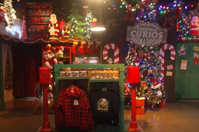 PHOTOS, VIDEO: First Look at the 2021 Holiday Tribute Store at Universal Studios Florida