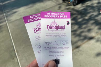 Guest Relations Issuing Refunds, Giving Out Passes Good for Any Ride Including Star Wars: Rise of the Resistance at Disneyland Resort Due to Genie+ Issues