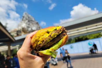 REVIEW: 2-Patty Galaxy Burger Lands at Galactic Grill in Disneyland