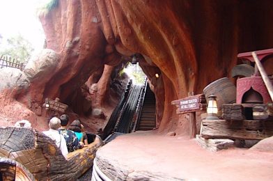 A Brief History of Disney: Splash Mountain