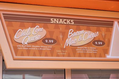 REVIEW: Bacon Mac ‘n’ Cheese Cone is a Challenging Snack at Cozy Cone Motel in Disney California Adventure