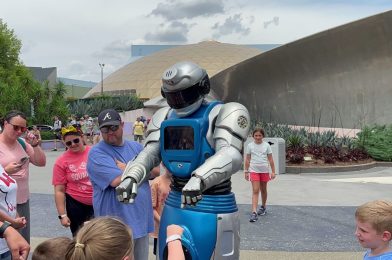 iCan Robot Returns to Walt Disney World in World Discovery at EPCOT