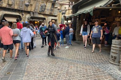 PHOTOS, VIDEO: Fennec Shand Now Appearing in Black Spire Outpost Market of Star Wars: Galaxy’s Edge at Disneyland